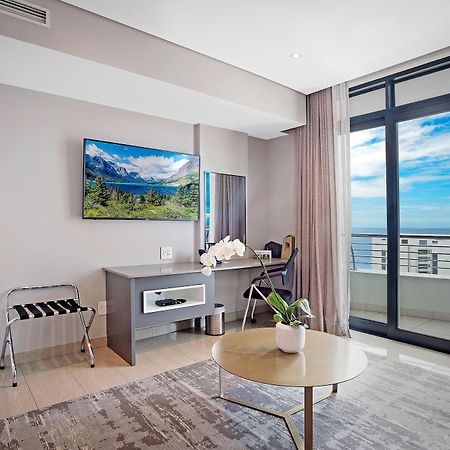 The Capital Pearls Hotel Durban Exterior photo A living room at the Hilton San Diego Bayfront