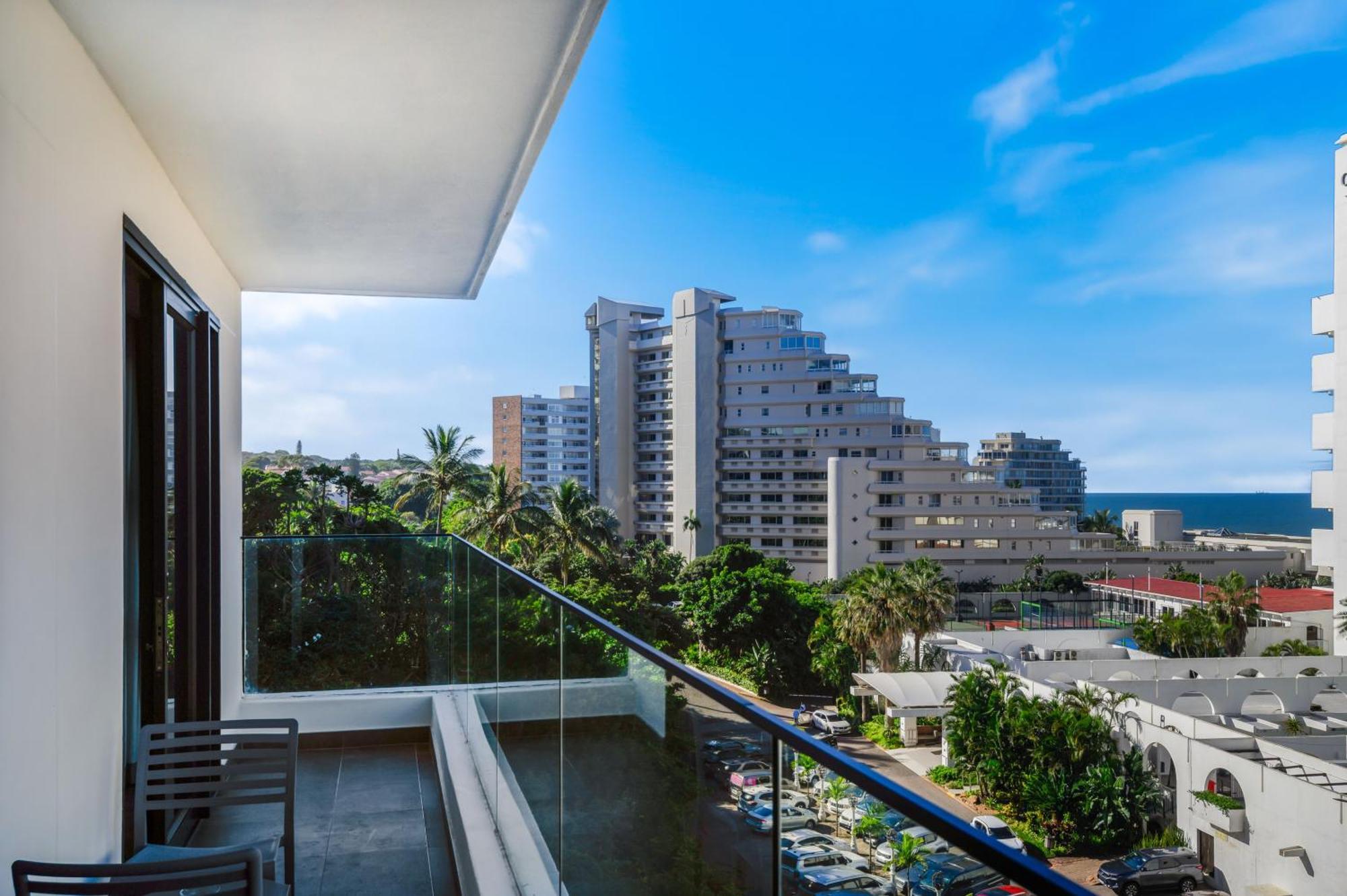 The Capital Pearls Hotel Durban Exterior photo