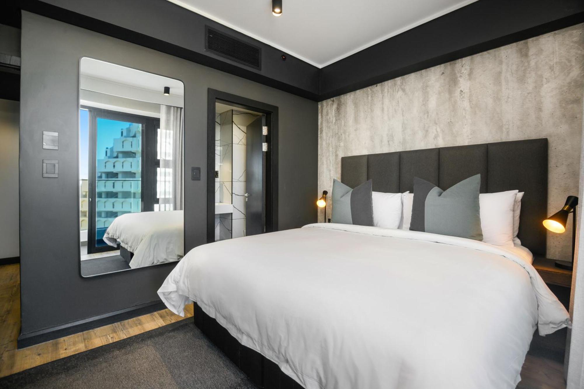 The Capital Pearls Hotel Durban Exterior photo